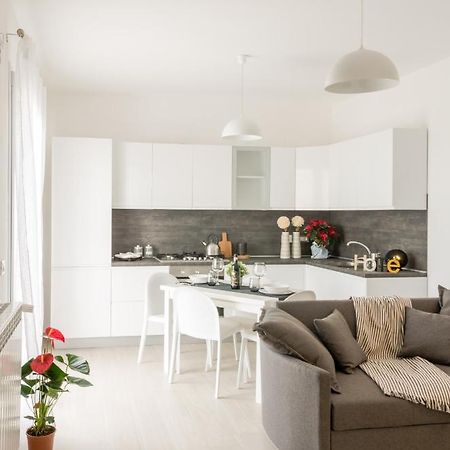 Fco Secrets Luxury Apartment Fiumicino Kültér fotó